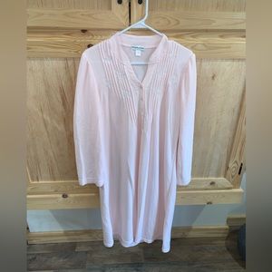 Miss Elaine pink soft lightweight fleece modest nightgown Size M